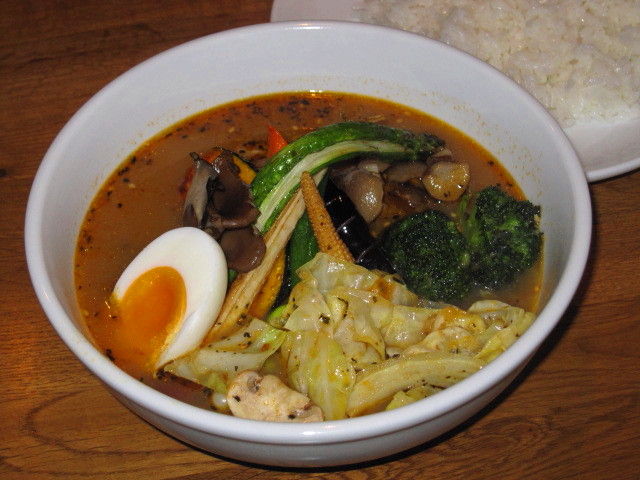 �X�[�v�J���[�ƃC�^���A���̂��X�C�ɓ��Ƃ̐H��