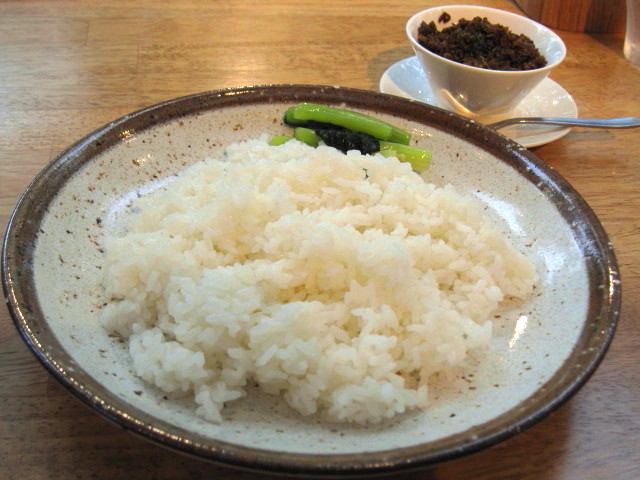 ����,�H�ׂ�X�p�C�X