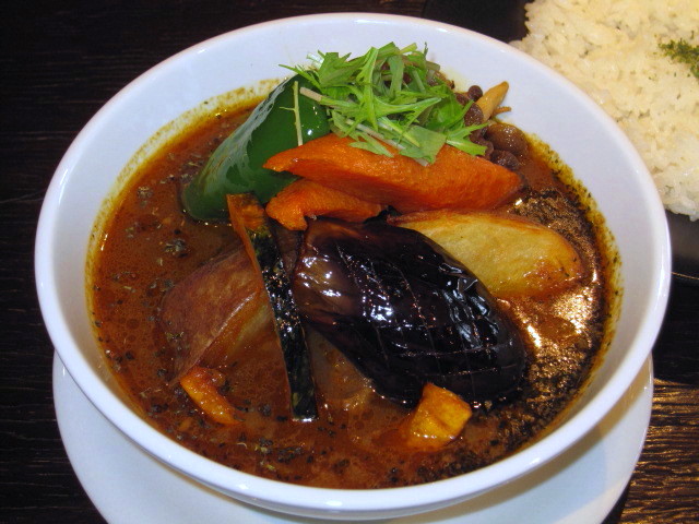 Pink Elephant�C�s���N�G���t�@���g�C���I�����Ɩ�؂̃X�[�v�J���[